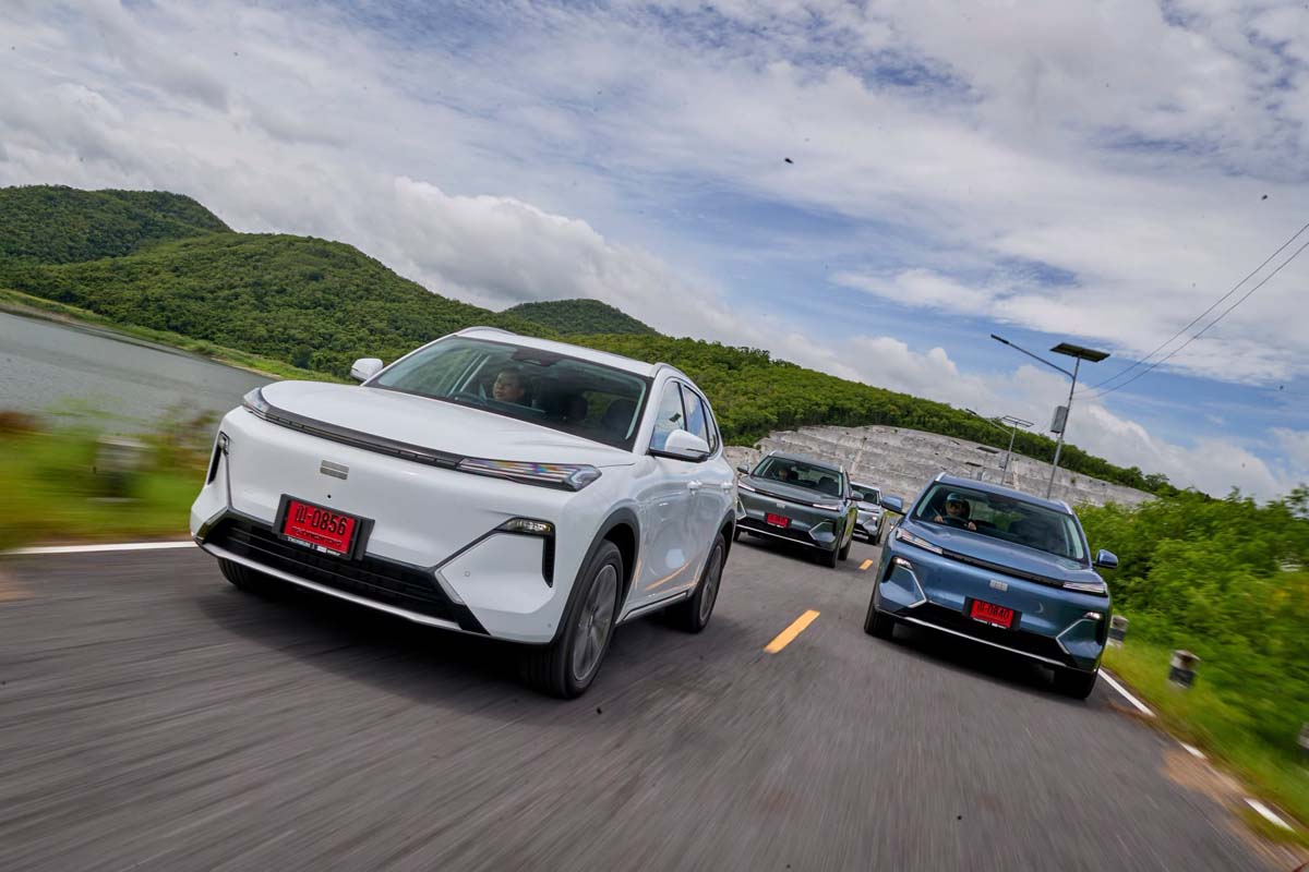Geely Starray EM-R 泰国实测:满电油耗40.25 km/L,低电量仅14.67 km/L!