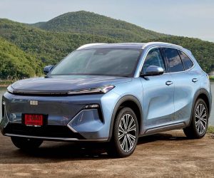 Geely Starray EM-R 泰国实测：满电油耗40.25 km/L，低电量仅14.67 km/L！
