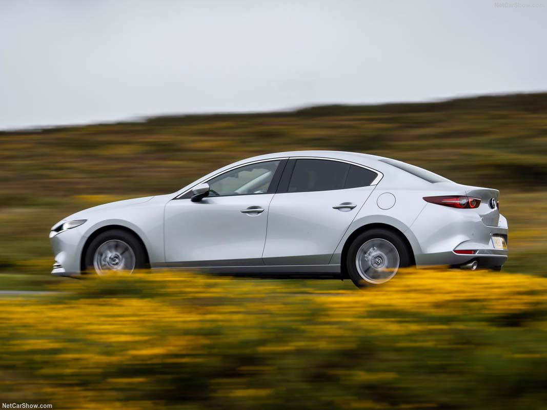 SUV热潮开始退烧?Mazda3 Sedan销量暴涨91.8%,轿车市场出现复苏迹象!