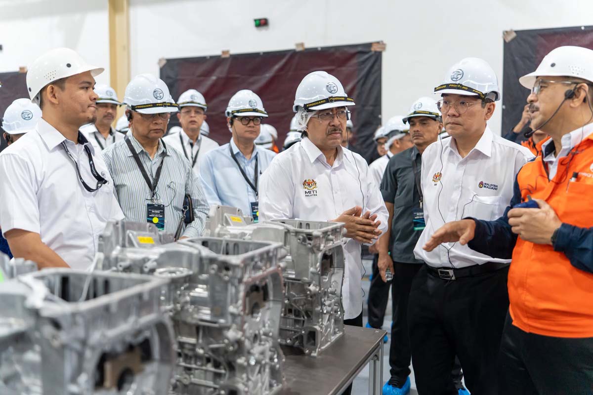 MITI 部长希望外国车企效仿Proton与Geely:不只卖车,还要转移技术和发展本地供应链