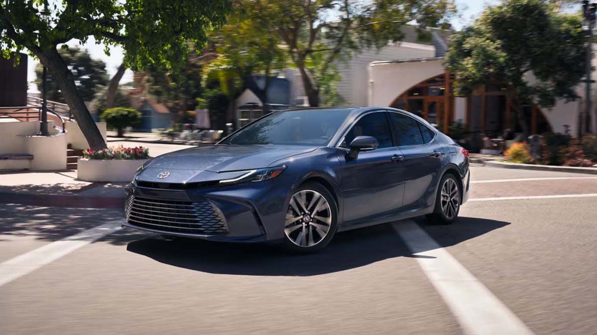 Honda Accord 和 Toyota Camry 销量暴涨、消费者开始回归Sedan市场!