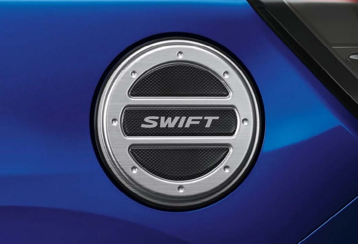过去 Swift Sport 能够受到车迷喜爱,并不是因为它拥有同级最高的动力输出,而是因为它成功结合了轻量化车身、精准操控以及相对亲民的售价,让驾驶者即使在日常道路上,也能享受到类似性能车的驾驶乐趣。
