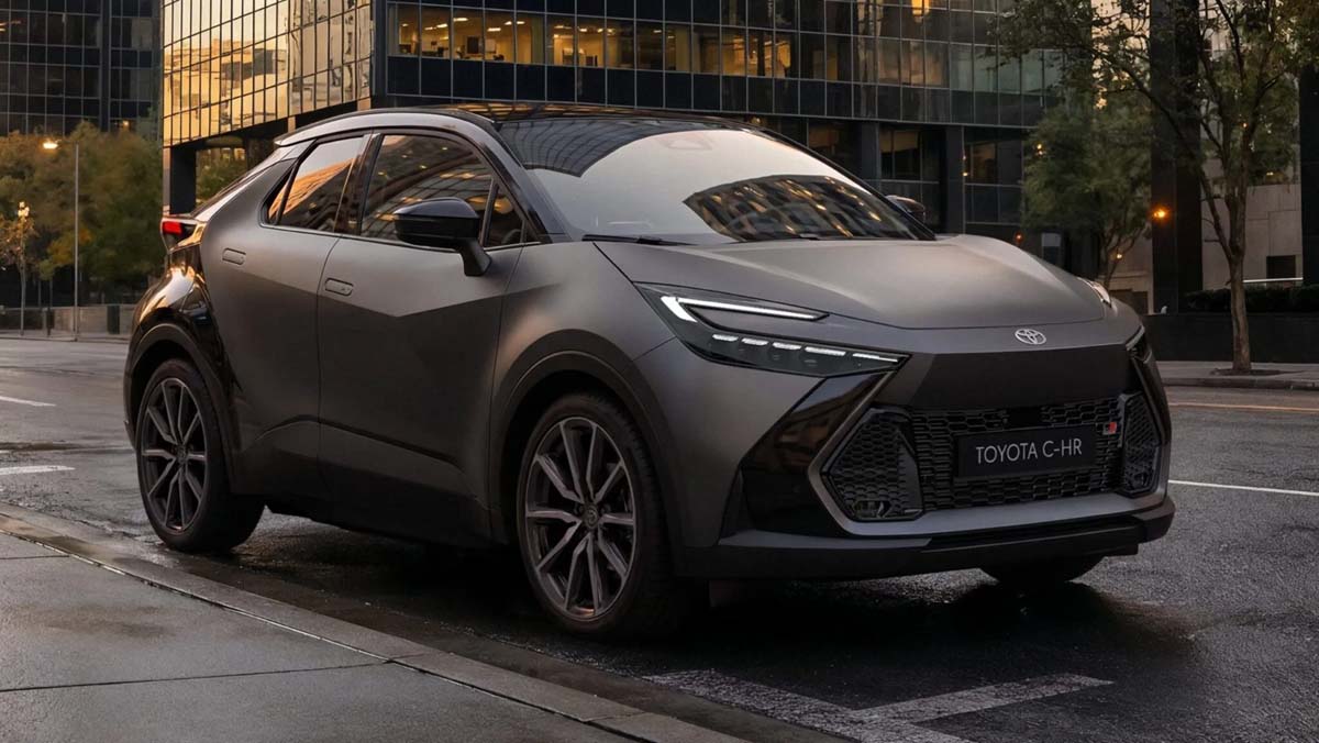 Toyota C-HR自2016年推出以来，凭借独特的轿跑SUV设计吸引全球消费者目光。如今，这款个性化跨界车型迎来十周年纪念，Toyota也针对欧洲市场的 C-HR GR Sport 版本进行升级，希望继续保持它在竞争激烈的紧凑型SUV市场中的吸引力。