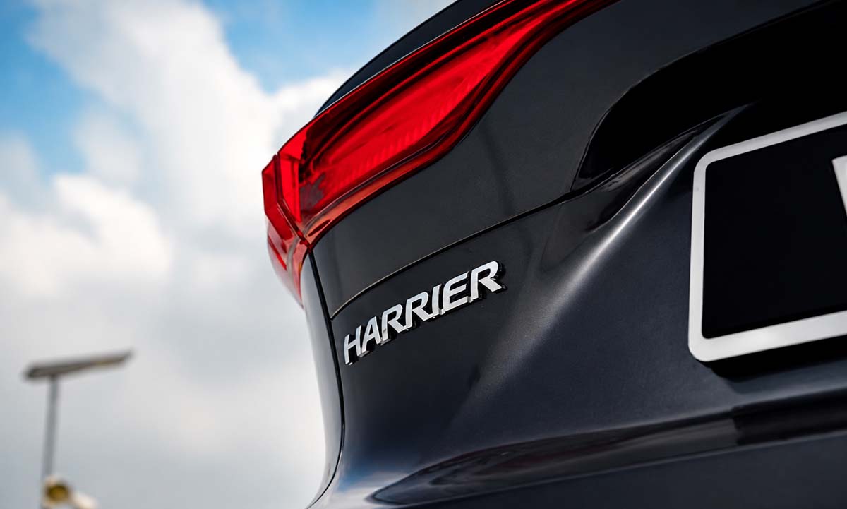 2026 Toyota Harrier HEV 试驾：RM289,000 买一辆 Toyota 值得吗？它贵得有道理吗？