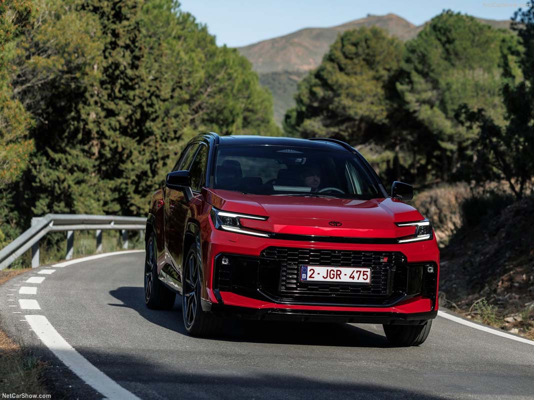 Toyota RAV4 全球卖疯!美国单一车商超过800人排队、库存甚至只能撑“几个小时”