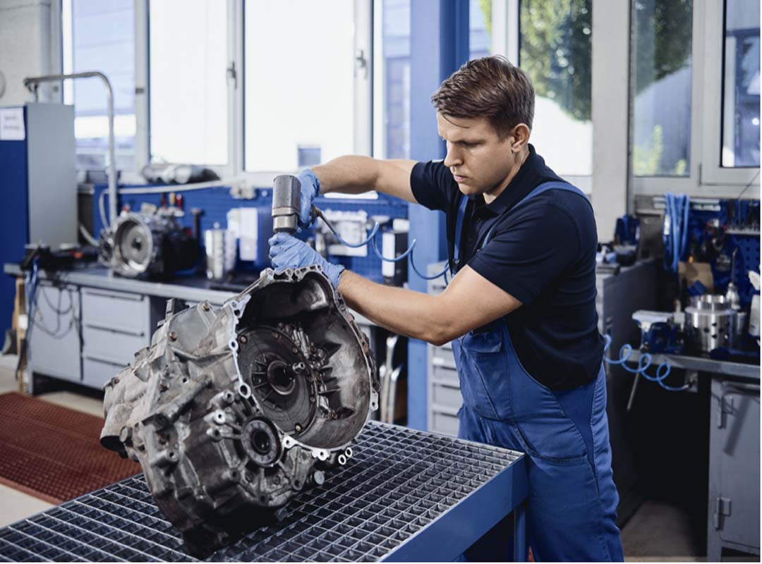 ZF提醒:电车同样需要换油!8HP Gen4、Tesla电驱桥都有专属保养方案