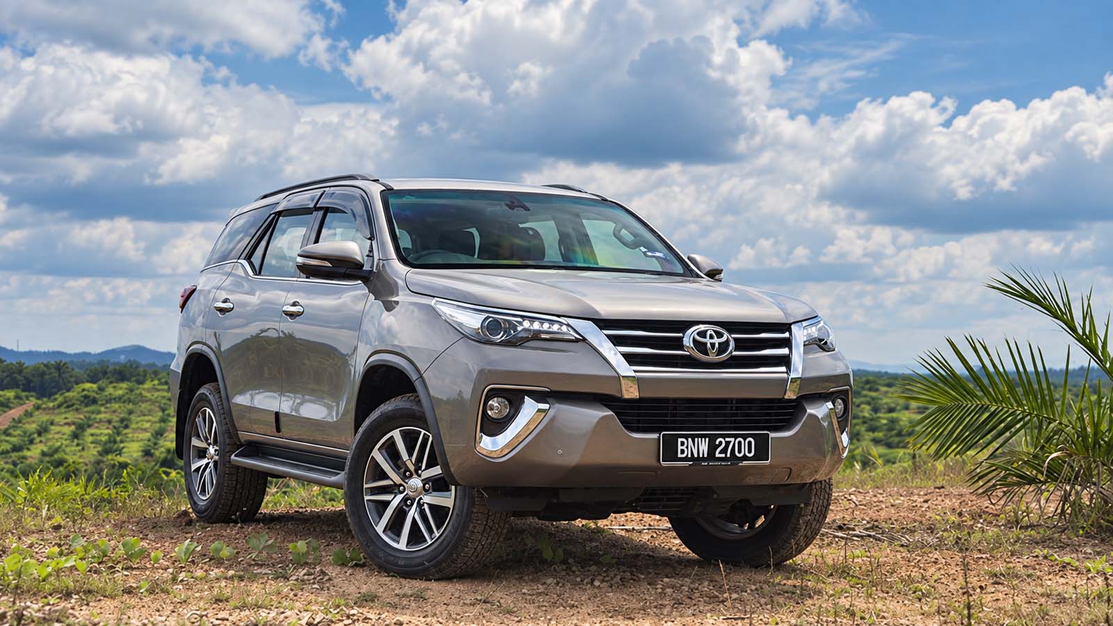 排气量大,但是油耗高又没有力,Toyota 2TR-FE凭什么成为一代神机?