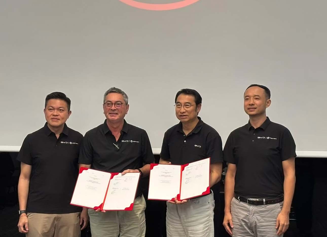 BYD 正式确认大马 CKD 组装地点:携手 Sime Motors、选择吉打 Inokom 工厂!