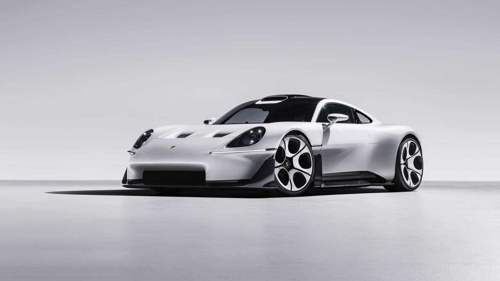 Porsche Mission S 正式亮相:定位高于911的全新中置超跑,未来将量产、不走纯电路线!