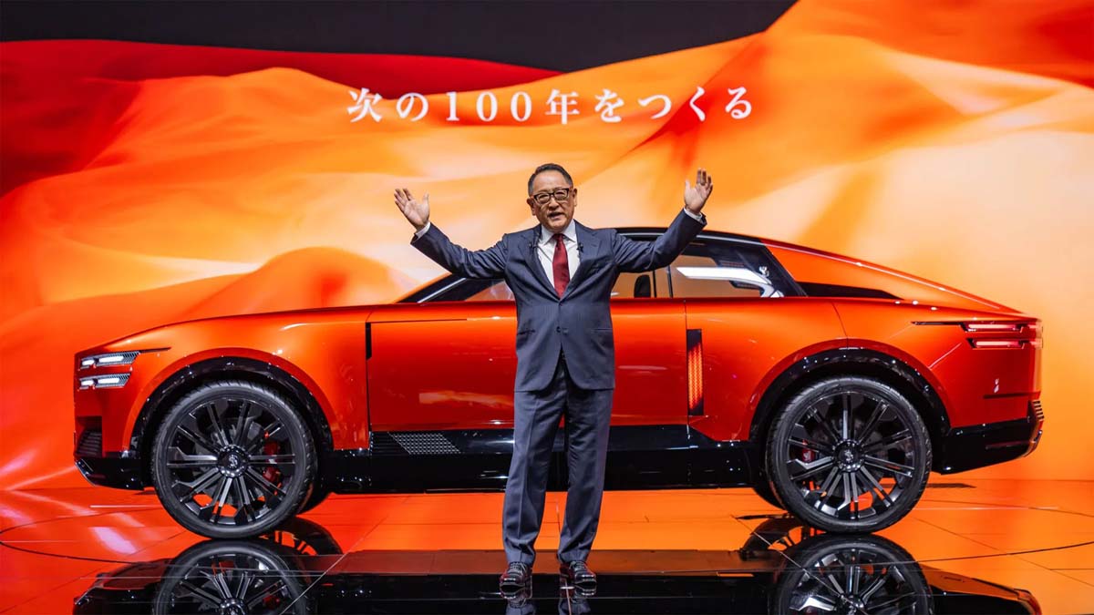 Toyota 将把 Century 打造成国际豪华品牌,目标对垒 Rolls-Royce、Bentley、Maybach!