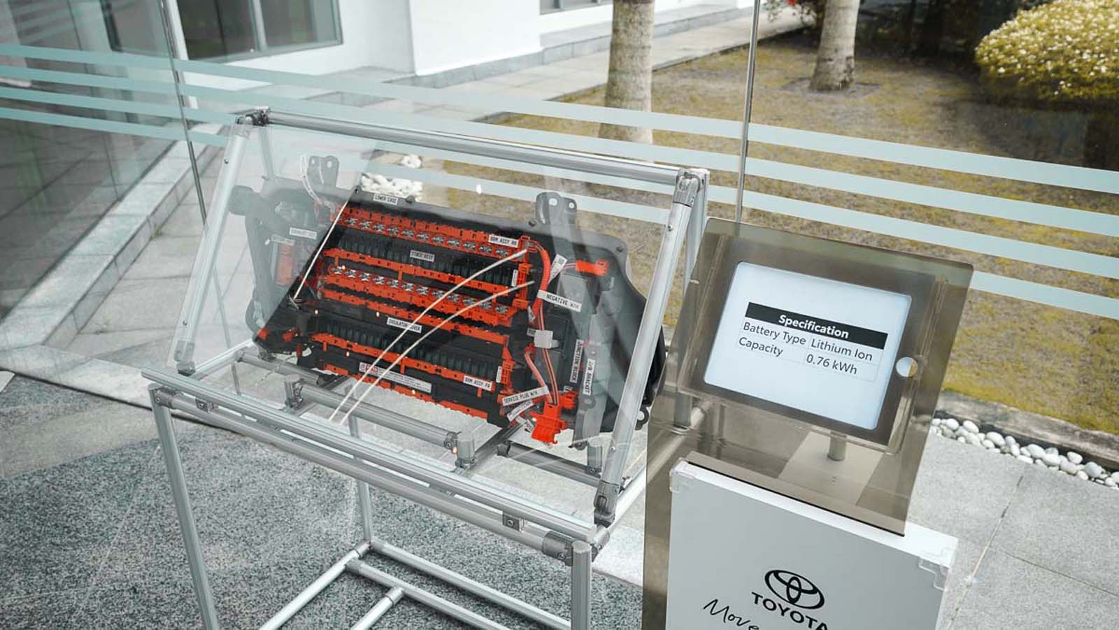 Toyota Hybrid 电池更换不再是买车障碍!寿命可达15年,大马原厂提供8年不限里数保固!