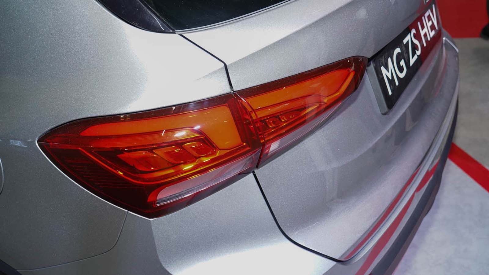 MG ZS Hybrid+ VS Toyota Yaris Cross HEV：动力相差超过100 Hp，价格只差RM5,100，谁更值得买？