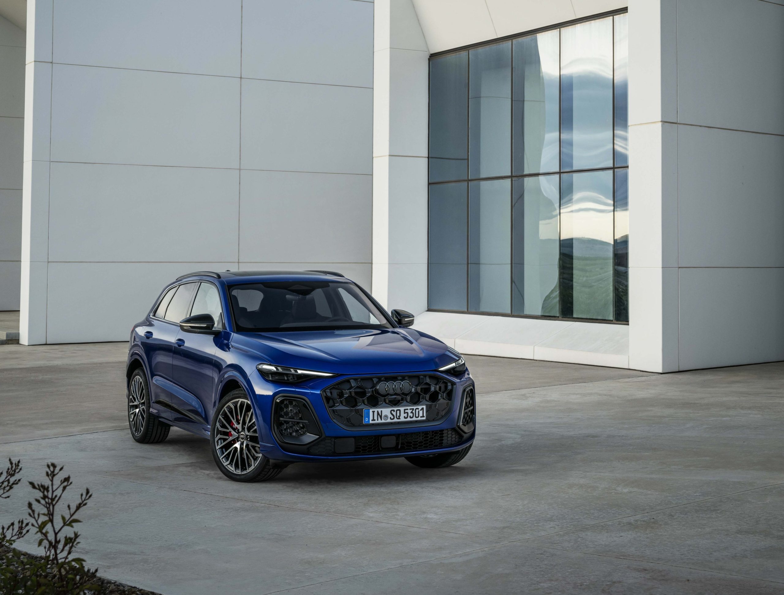 全新 Porsche Macan 燃油版曝光!有望搭载4.0L V8双涡轮引擎